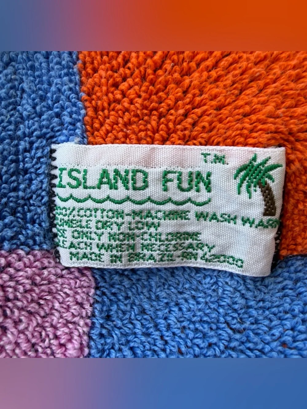 VTG Island Fun Neon Sign Style Beach Towel Palm Trees Celestial Stars 30x60 Nice